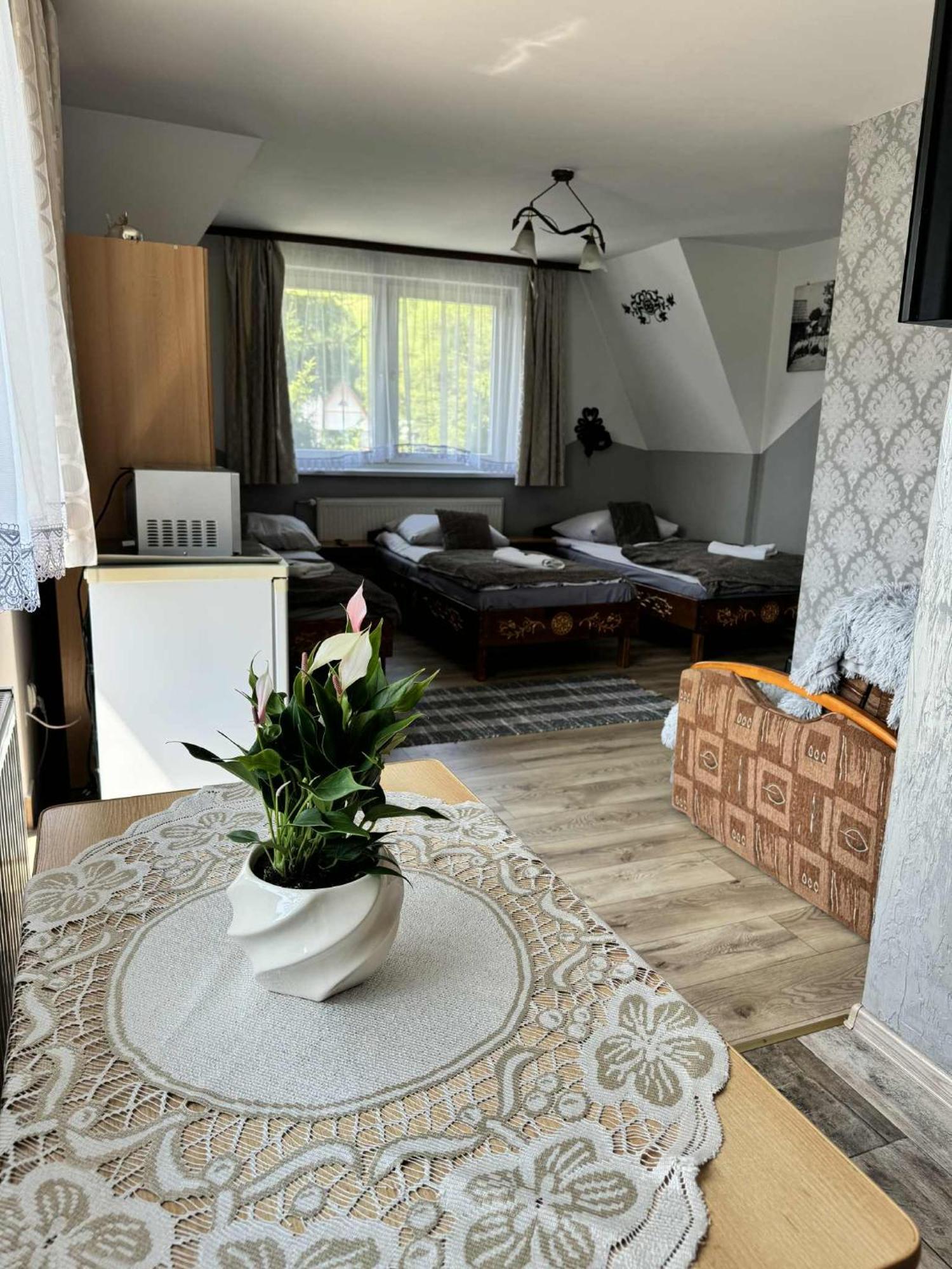 Pokoje I Apartamenty Regionalny Styl Ul Krole 1A Zakopane, Zakopane